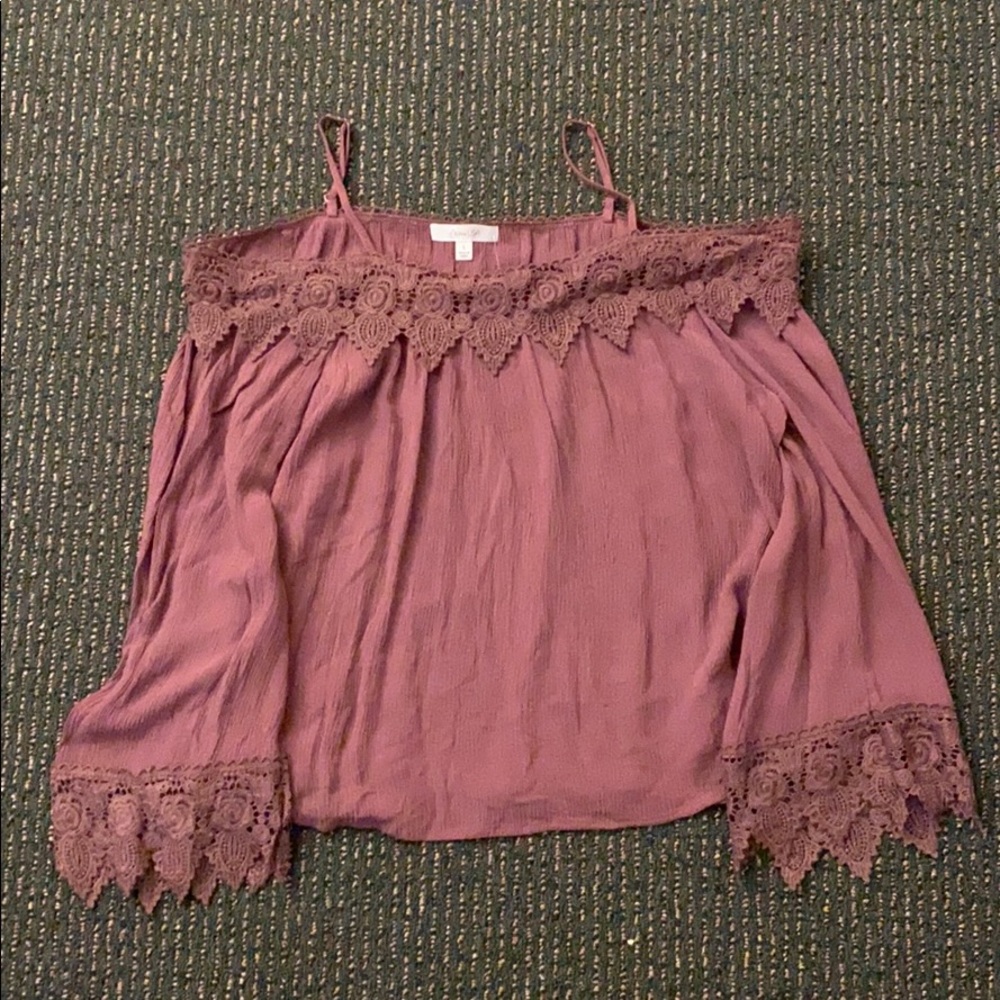 Off shoulder long sleeved
